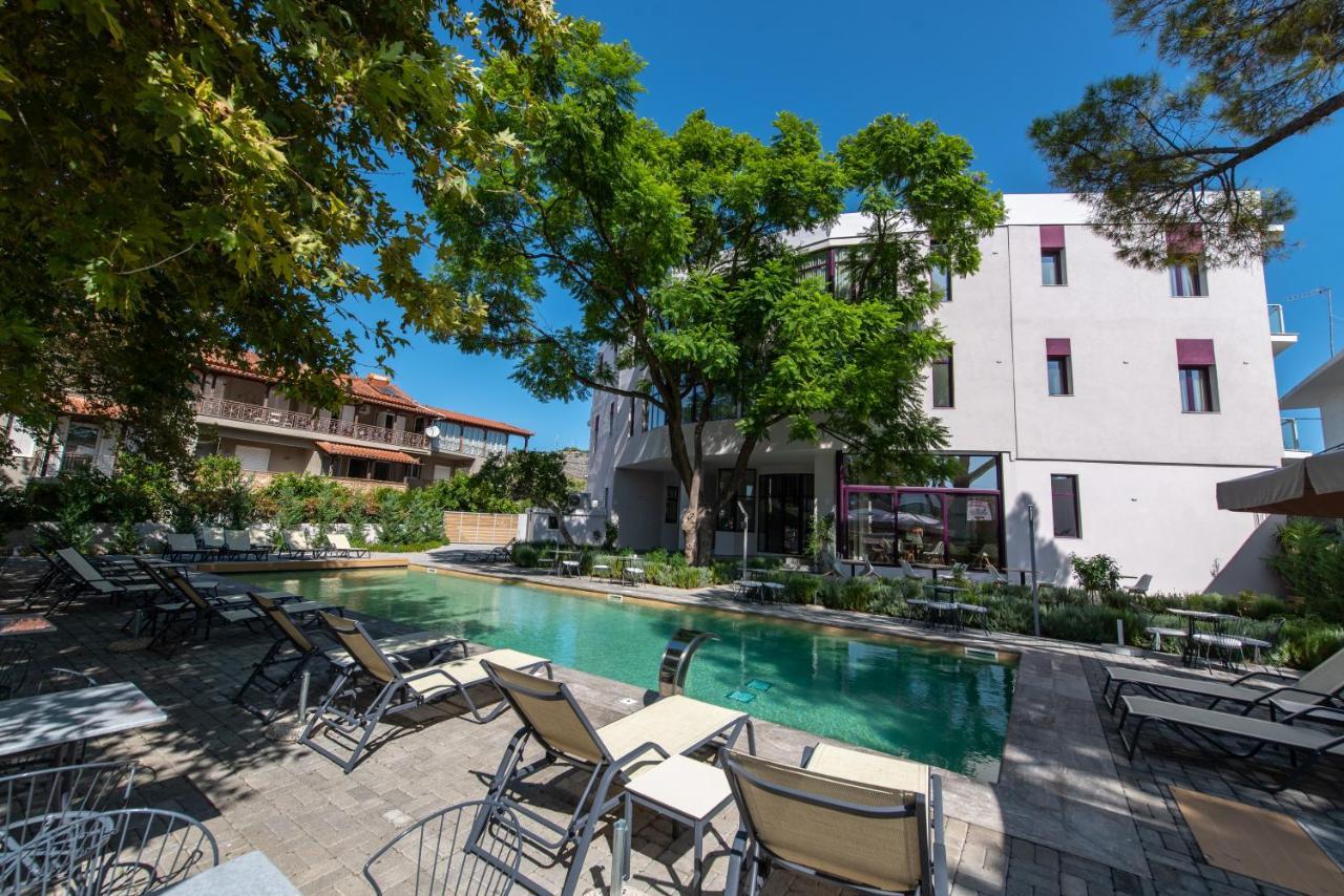 Avra Nafpliou Hotel 3*