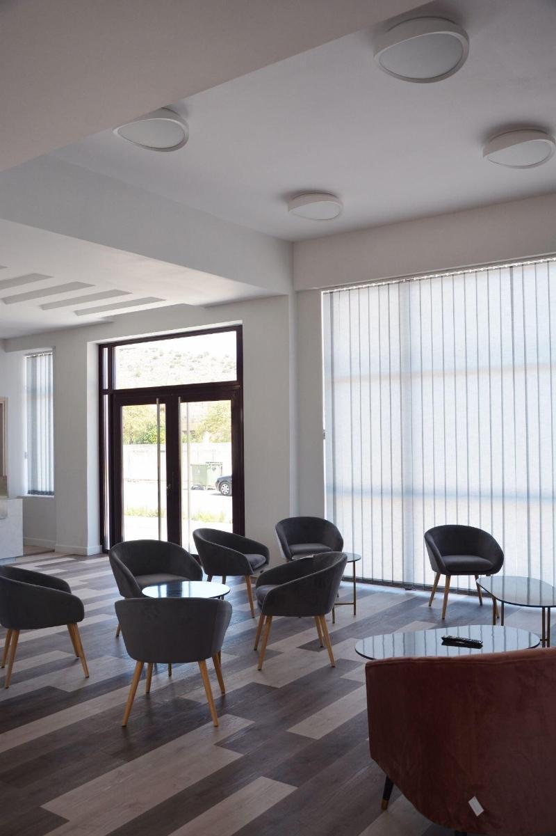 Avra Nafpliou Hotel